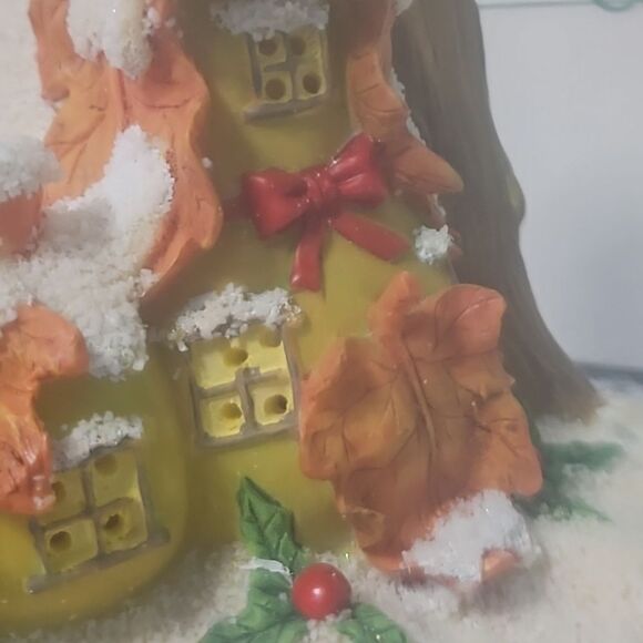 Vintage Silvestri Butternut Squash Dairy Christmas Light House 724/7500 - Picture 9 of 15